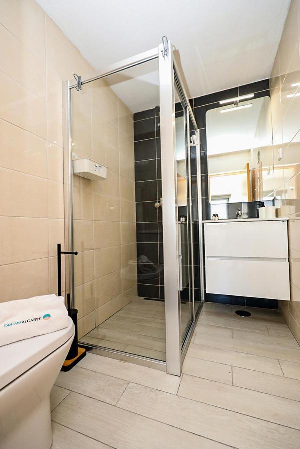 A62 - Cul De Sac Apartment In Lagos Ngoại thất bức ảnh